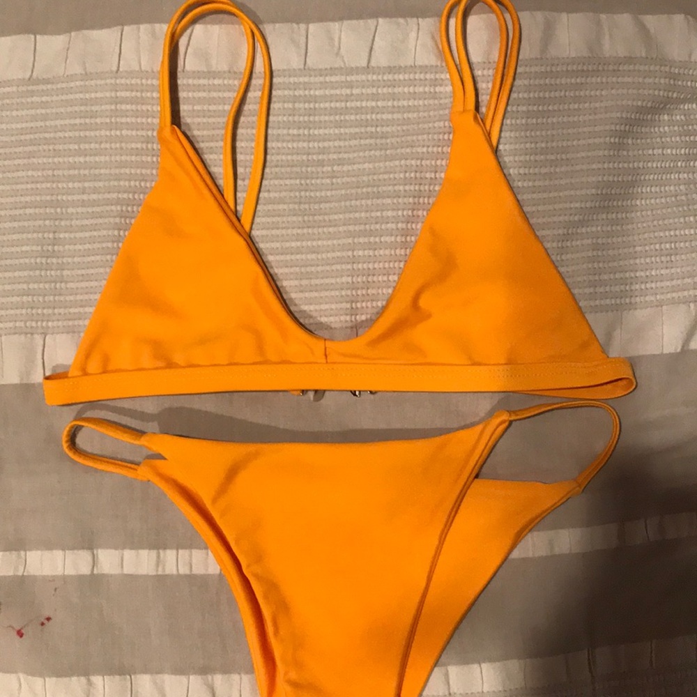 Sunset orange bikini set!!
